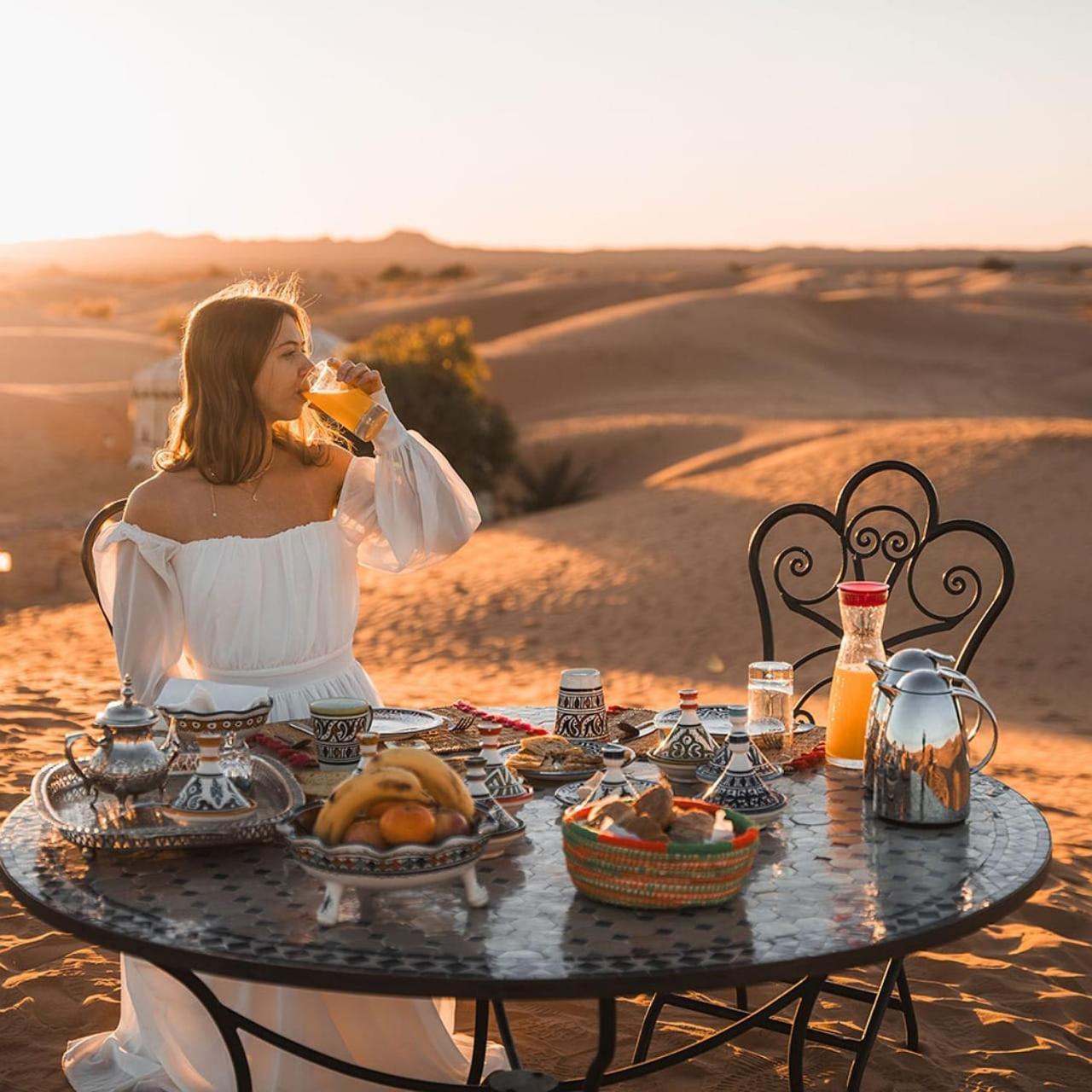 Sahara Family Luxury Camp Hotel เมอร์ซูกา ภายนอก รูปภาพ